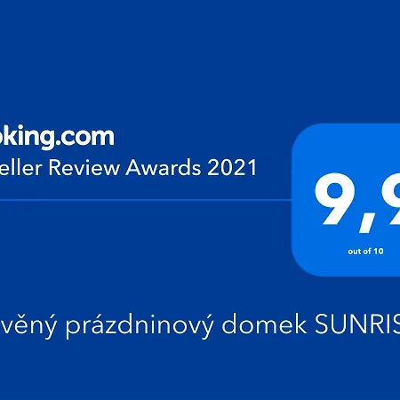 Dreveny Prazdninovy Sunrise Nyaraló